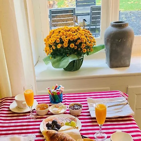 Domaine La Reveille 4* Dore-lʼÉglise