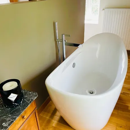 Domaine La Reveille 4* Dore-lʼÉglise