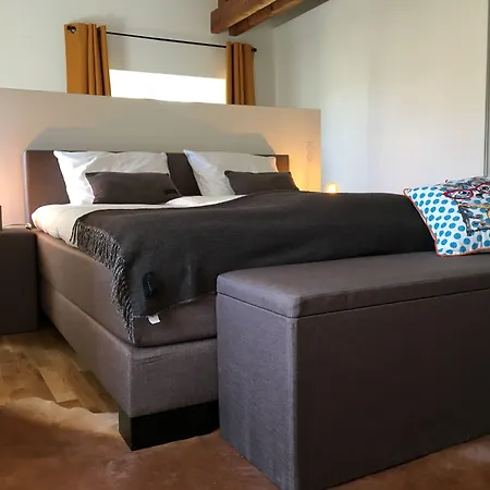 Domaine La Reveille 4* Dore-lʼÉglise