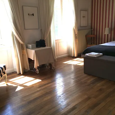 Domaine La Reveille Alojamento de Acomodação e Pequeno-almoço 4*