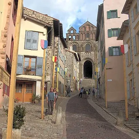 拉莱瓦尔葡萄园旅馆 4* Dore-lʼÉglise