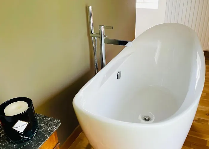 Domaine La Reveille 4* Dore-lʼÉglise