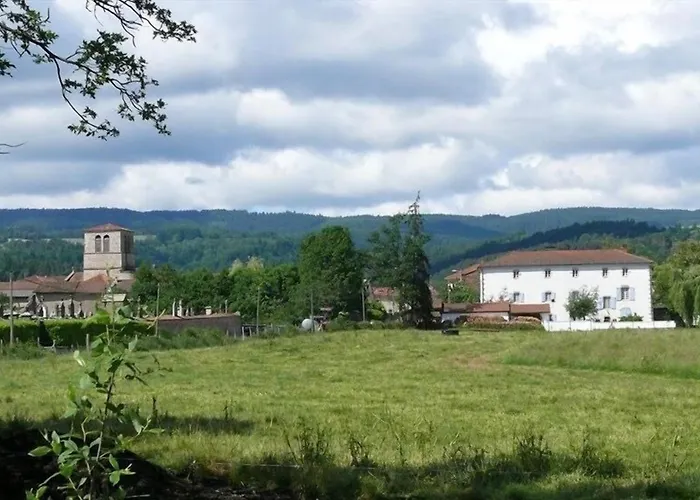 Bed & Breakfast Domaine La Reveille 4*